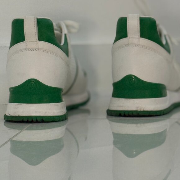 Louis Vuitton Run Away Sneaker White/Green Monogram – Size 41/US Men’s 8 and W10 - Picture 5 of 11